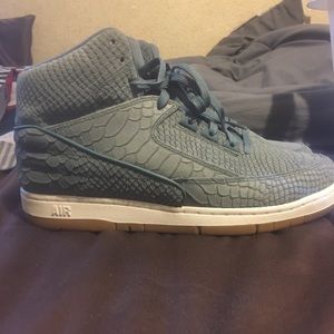 Nike Air Python Premium